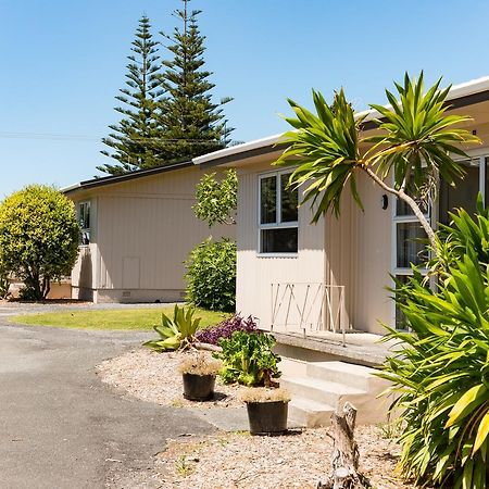 Waitangi Beach Units Экстерьер фото